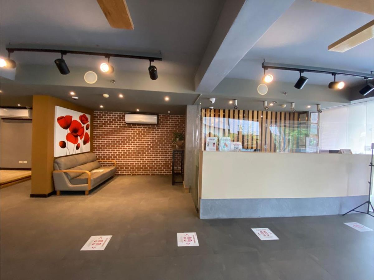 Capital O 820 Guijo Suites Makati Manila Zewnętrze zdjęcie