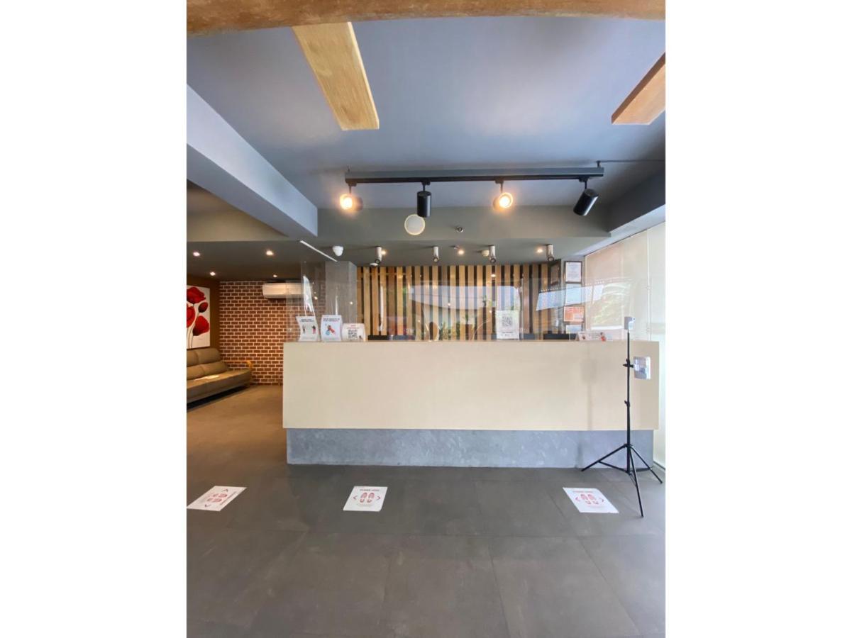 Capital O 820 Guijo Suites Makati Manila Zewnętrze zdjęcie